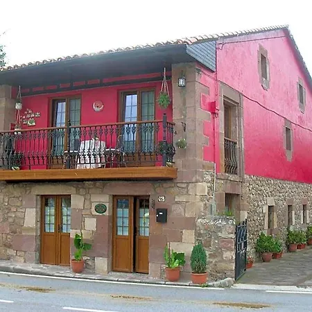 Trisileja Hotel *